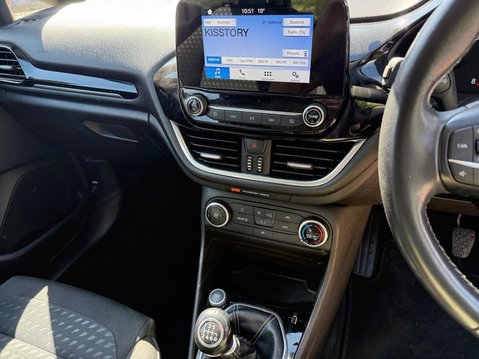 Ford Fiesta 1.0T EcoBoost Zetec Euro 6 (s/s) 5dr 16