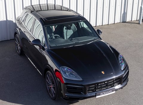 Porsche Cayenne S 8