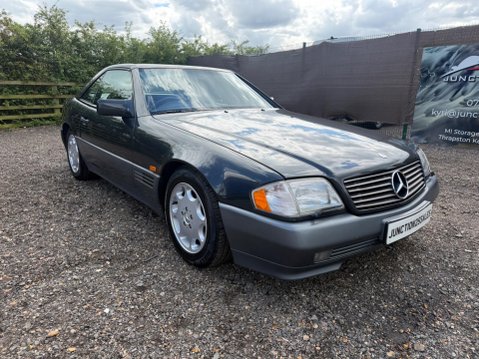 Mercedes-Benz 300 3.0 SL Convertible 2dr Petrol Automatic (231 bhp) 2