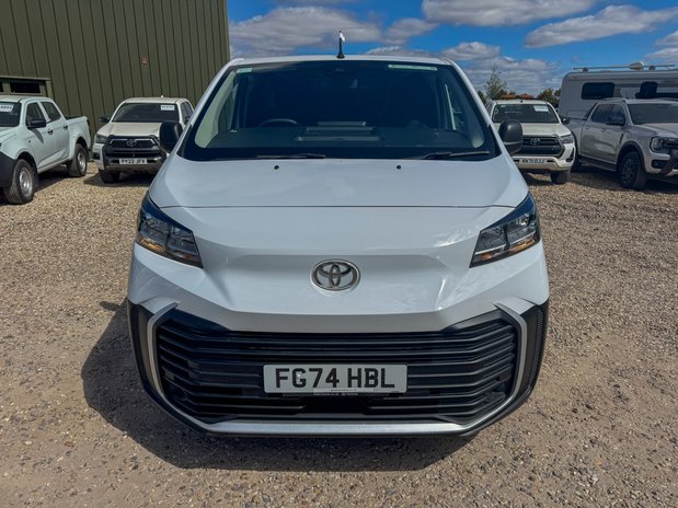 Toyota Proace LWB L2H1 Low Roof 145 Bhp 3100 Icon Air Con Sensors EURO 6 3
