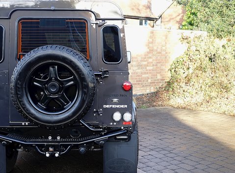 Land Rover Defender 90 Twisted T40 S 30