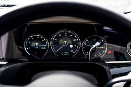 Rolls-Royce Ghost V12. STARLIGHT. H, C & M SEATS. REAR ENTERTAINMENT. HUD. A/CRUISE CONTROL 20