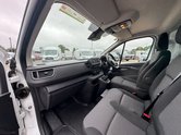 Renault Trafic LWB L2H1 Low Roof Business L130 EURO 6 12