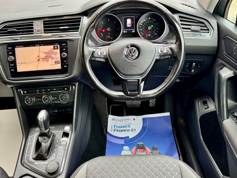 Volkswagen Tiguan 2.0 TDI SE Navigation DSG 4Motion Euro 6 (s/s) 5dr 2