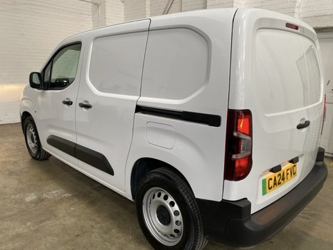 Peugeot Partner PROFESSIONAL PREMIUM PLUS L1 9