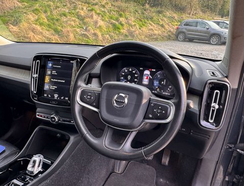 Volvo XC40 2.0 XC40 Inscription Pro D4 AWD Auto 4WD 5dr 29