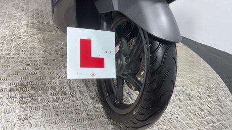 Honda PCX 2015 WW ONLY 7K ARROW EXHAUST NEW MOT VERY CLEAN 125CC SCOOTER 33