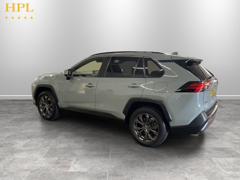 Toyota Rav4 2.5 VVT-h GPF Design SUV 5dr Petrol Hybrid CVT 4WD Euro 6 (s/s) (222 ps) 5