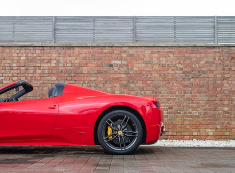 Ferrari 458 Spider 25