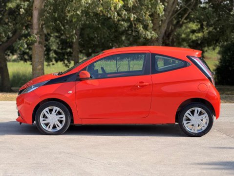 Toyota Aygo 1.0 Aygo X-Pression VVT-i 3dr 22