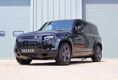 Land Rover Defender 110 2026 D350 HSE GENUINE REAR LAND ROVER SEATS FITTED X DEMO MODEL