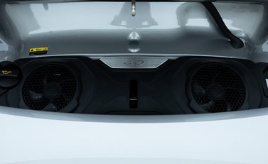 Porsche 911 GT3 Touring (992) 31