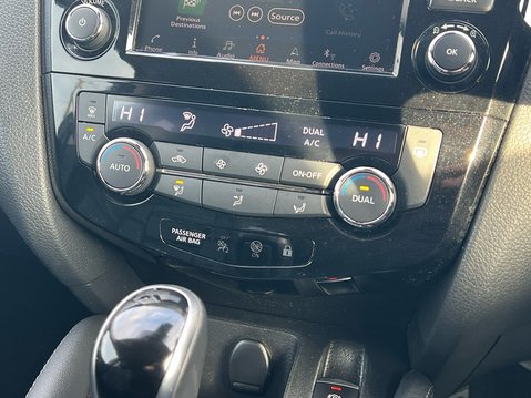 Nissan Qashqai DIG-T N-MOTION DCT 25