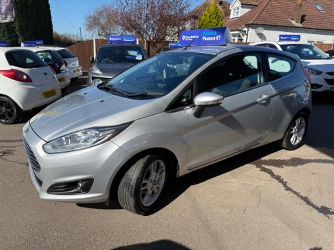 Ford Fiesta 1.25 Zetec Euro 6 3dr 9