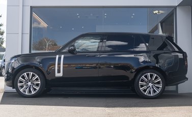 Land Rover Range Rover D350 AUTOBIOGRAPHY LWB 3