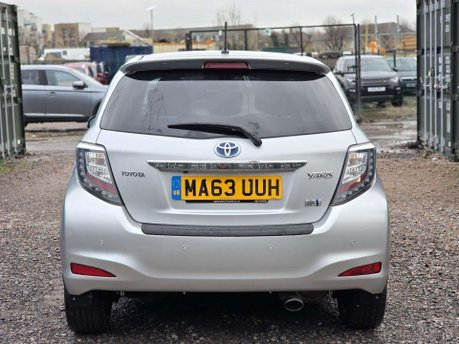 Toyota Yaris 1.5 VVT-h T Spirit Hatchback 5dr Petrol Hybrid CVT Euro 5 (101 ps) 12