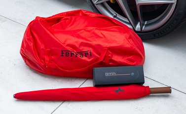 Ferrari F8 SPIDER 41