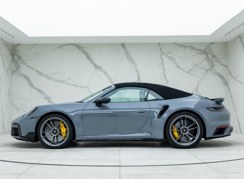 Porsche 911 Turbo S Cabriolet (992) 3
