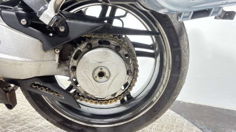 Aprilia Futura RSV 1000 2004 29K GOOD RUNNING TOURING COMMUTER BIKE 1000CC 12
