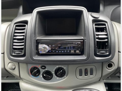 Vauxhall Vivaro 2.0 2700 CDTi FWD L1 4dr 27