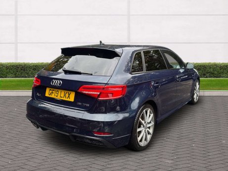 Audi A3 1.5 A3 Sportback 35 TFSI Black Edition Semi-Auto 5dr 2