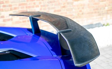 Lamborghini Aventador SV LP750-4 Roadster 28