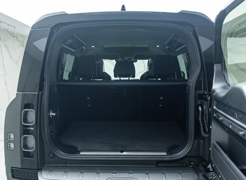 Land Rover Defender 110 OCTA EDITION ONE 48