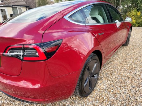 Tesla Model 3 Standard Range Plus Auto RWD 4dr 9