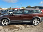 Volvo XC70 2.4 XC70 SE Luxury D5 AWD Auto 4WD 5dr 22