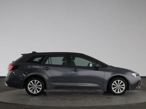 Toyota Corolla ICON 4
