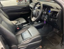 Toyota Hilux Active | 2.4 LT | Extended Cab | Tow Bar | Air Con | EURO 6 8