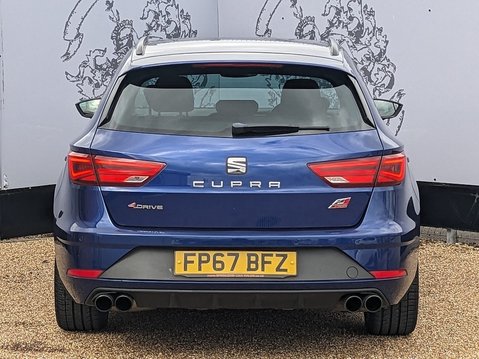 SEAT Leon TSI CUPRA 4DRIVE DSG 8