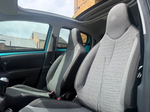 Citroen C1 1.2 PureTech Flair Airscape 5dr Petrol Manual Euro 6 12