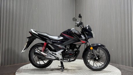 Honda CB GLR125 2018 ONLY 8K MOT OCTOBER 2027 125CC LEARNER BIKE 1