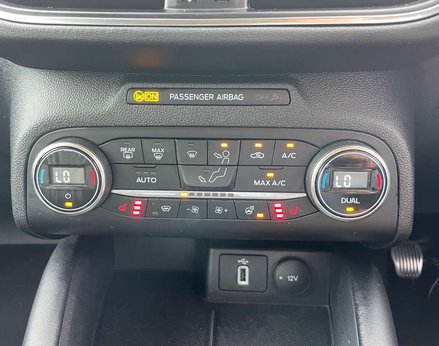 Ford Focus 1.0 Focus Vignale 5dr 45