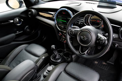 Mini Hatch COOPER S 4