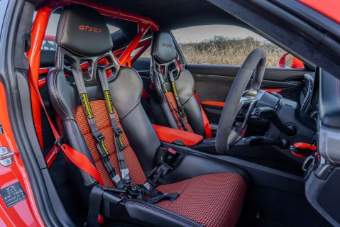 Porsche 911 4.0 GT3 RS 11