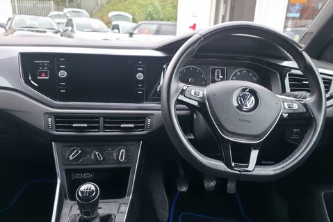 Volkswagen Polo SE EVO.. 5 SERVICES.. INSURANCE GROUP.. STUNNING EXAMPLE 17