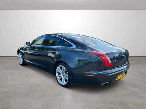 Jaguar XJ 3.0d V6 Premium Luxury 4dr Auto 3