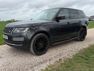 Land Rover Range Rover 3.0 Range Rover Vogue TDV6 Auto 4WD 5dr 10