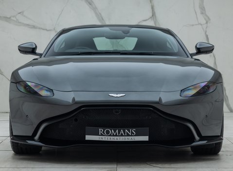 Aston Martin V8 Vantage 7