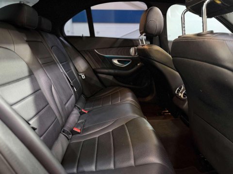 Mercedes-Benz C Class 2.1 C250d AMG Line (Premium Plus) Saloon 4dr Diesel G-Tronic+ Euro 6 (s/s) 41