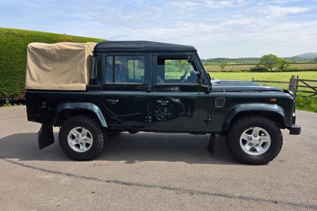 Land Rover Defender 2.2 TDCi 4WD MWB Euro 5 4dr Technical Data