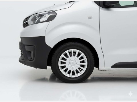 Toyota Proace 1.6 Proace Icon 26