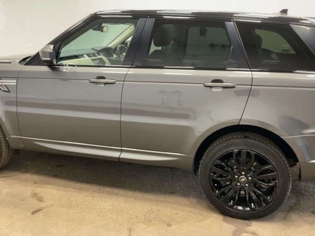 Land Rover Range Rover Sport 3.0 Range Rover Sport HSE SDV6 Auto 4WD 5dr 22