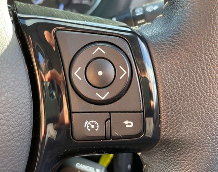 Toyota Yaris 1.5 Yaris Icon Tech VVT-i 5dr 44