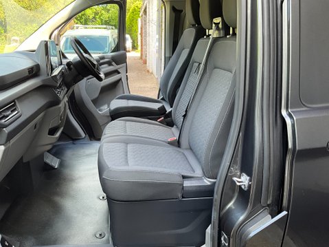 Ford Transit Custom 2.0 300 EcoBlue Limited Auto L1 H1 Euro 6 (s/s) 5dr 12