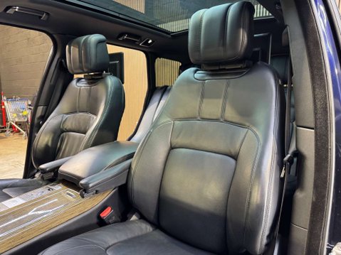 Land Rover Range Rover 3.0 Range Rover Vogue SE SDV6 Auto 4WD 5dr 85