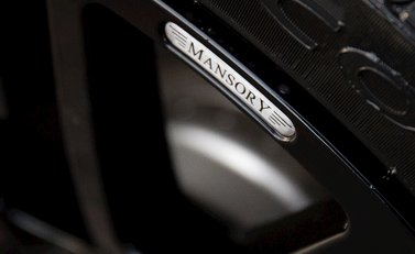 Rolls-Royce Wraith 32