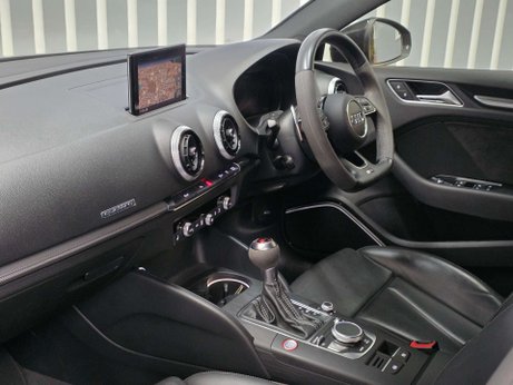 Audi RS3 2.5 TFSI GPF Saloon 4dr Petrol S Tronic quattro Euro 6 (s/s) (400 ps) 18